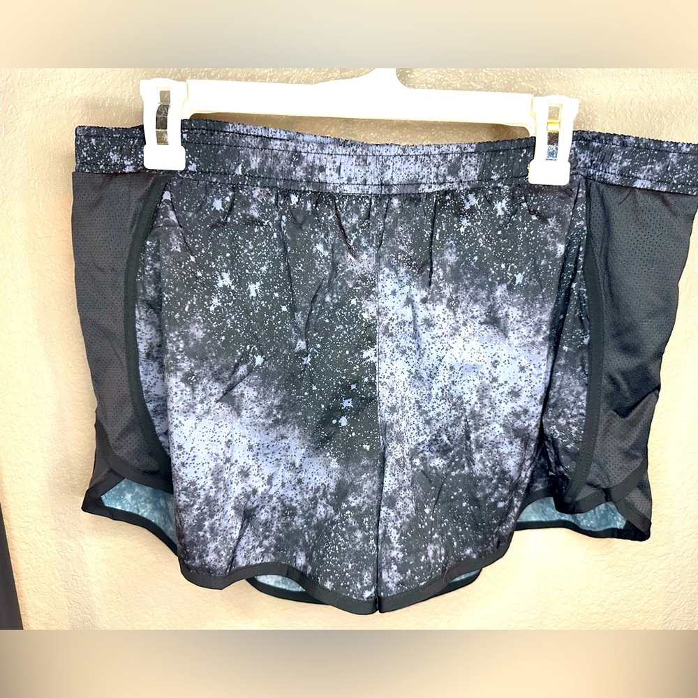 Old navy active short